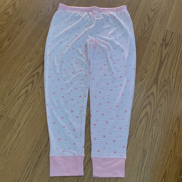 Jane and Bleeker Christmas Pajama Set - Picture 11 of 15